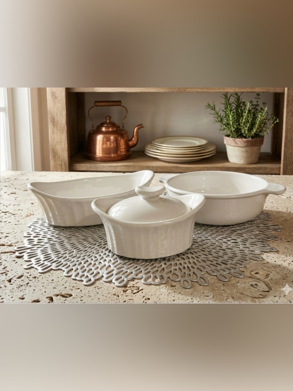 🌸 Vintage Corningware Mixed Lot, (2) Baking Dishes, (1) Lid & (1) Range Skillet
